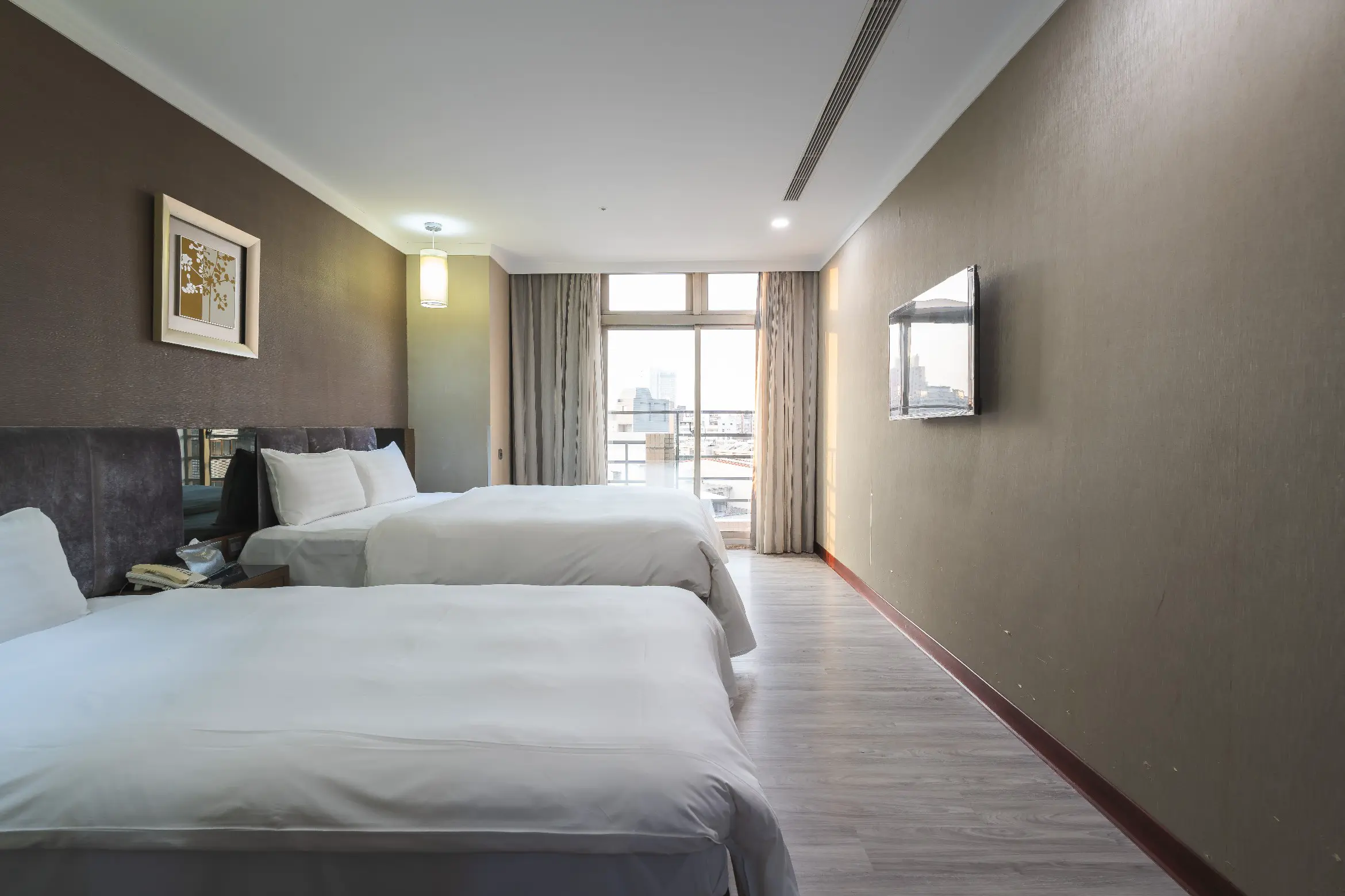 湖月三人房(一大一小床)